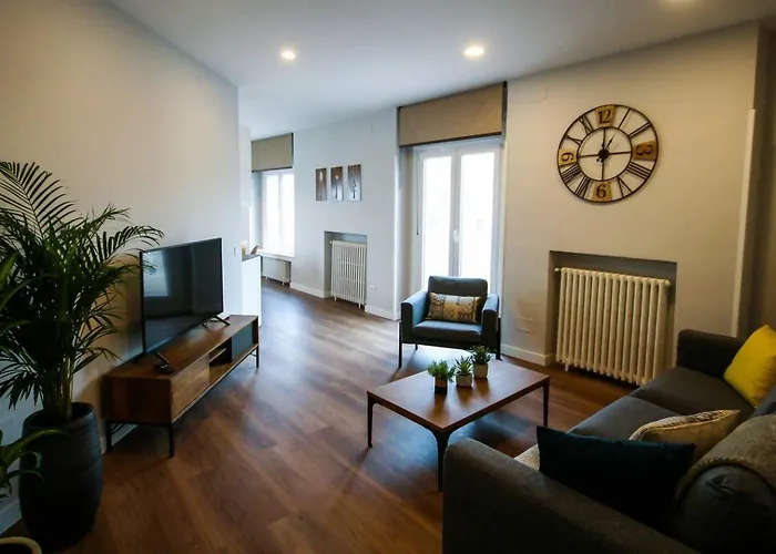 Apartamento Con Terraza A Gran Via Y Palacio Real