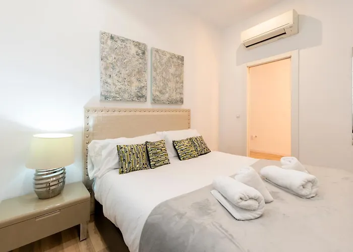 NEW design apartment Puerta del Sol PRE10A