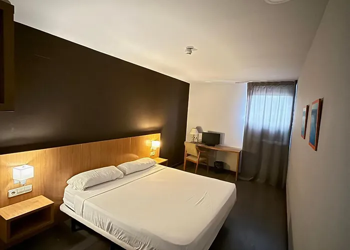 Hostal Mediterranea
