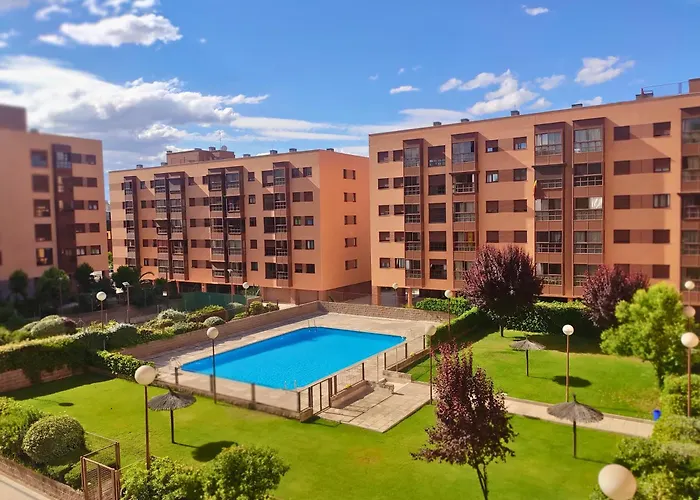 Deyanira 59 Suite Madrid Airport Ifema