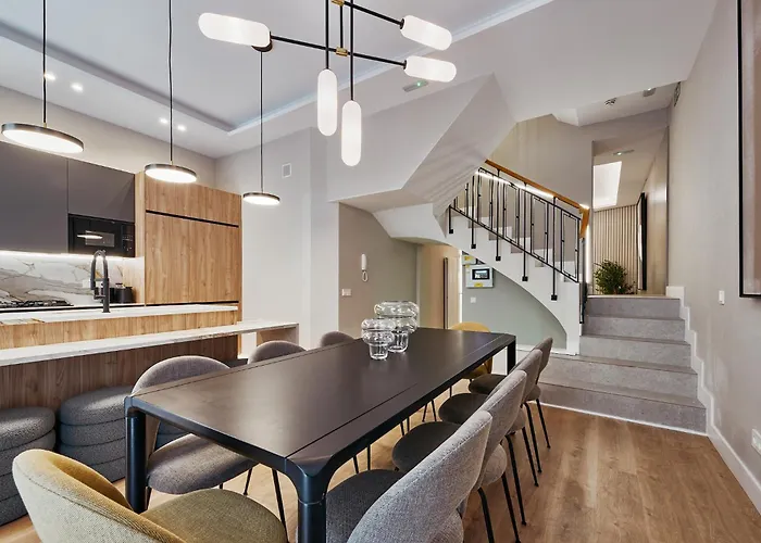 Fuencarral Living 7Br 7Bh
