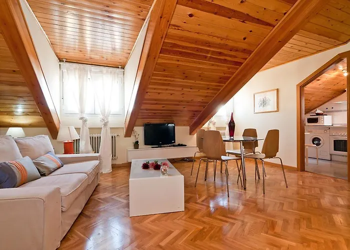 Apartment Latina VII