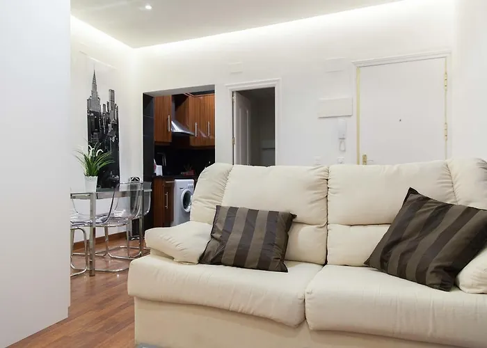 For You Rentals Plaza Dos de Mayo Apartment DP13