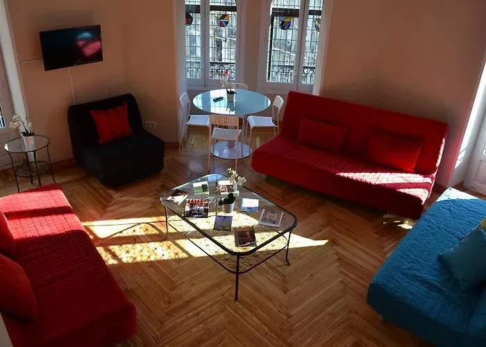 Rooms Arguelles 58