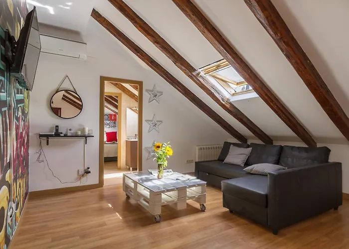 7Rooms7 Plaza Mayor Apartments