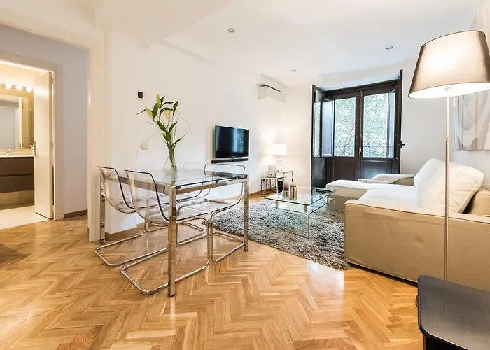 Malasaña Boutique by Madflats Collection