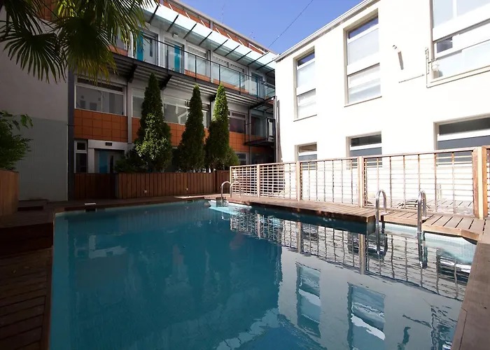 Urban Oasis I