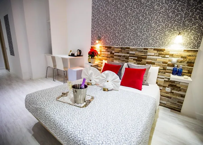 Hostal Adis