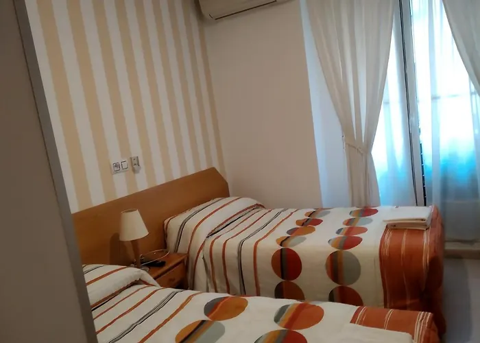 Pension Dominguez