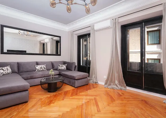 Gran Via Excellent, By Presidence Rentals