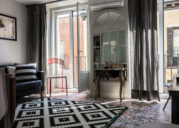 Cozy Apartment In Downtown