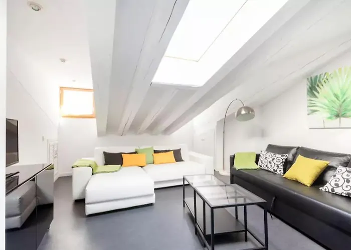 Cute Apartment In The Heart Of Madrid