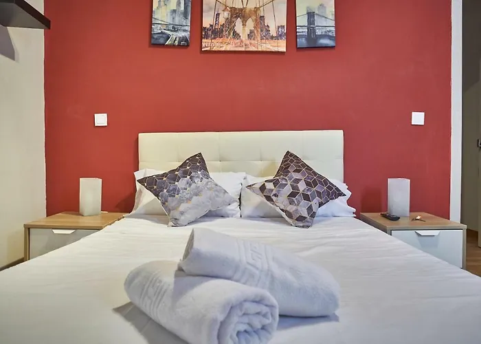 Montera Rooms