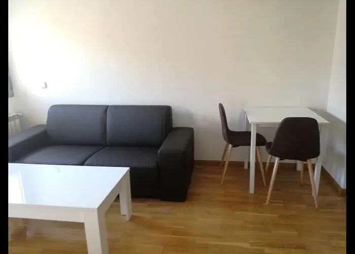 Apartamento cerca del metro con plaza de garage