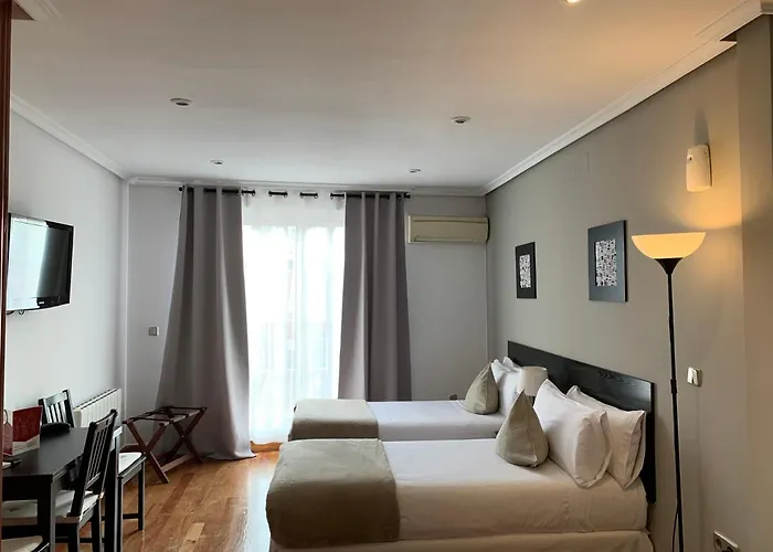 New Point Madrid Apartments