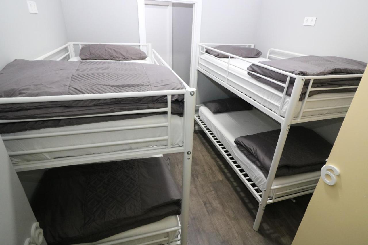 Downtown Hostal