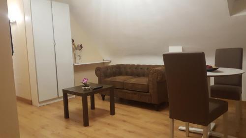 Salvia 4 * Madrid
