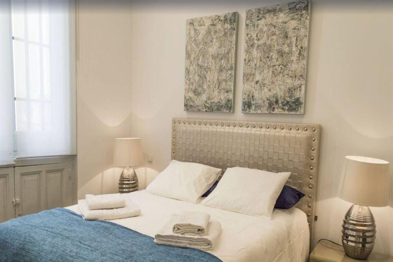 Apto. De Diseno Puerta Del Sol 4 *