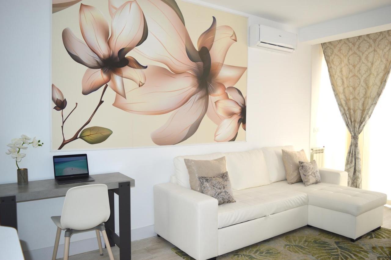 Plaza Apartamento *