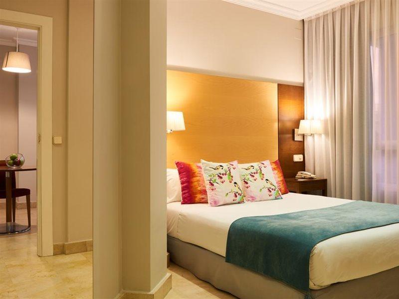 Barrio De Salamanca Hotel 4*