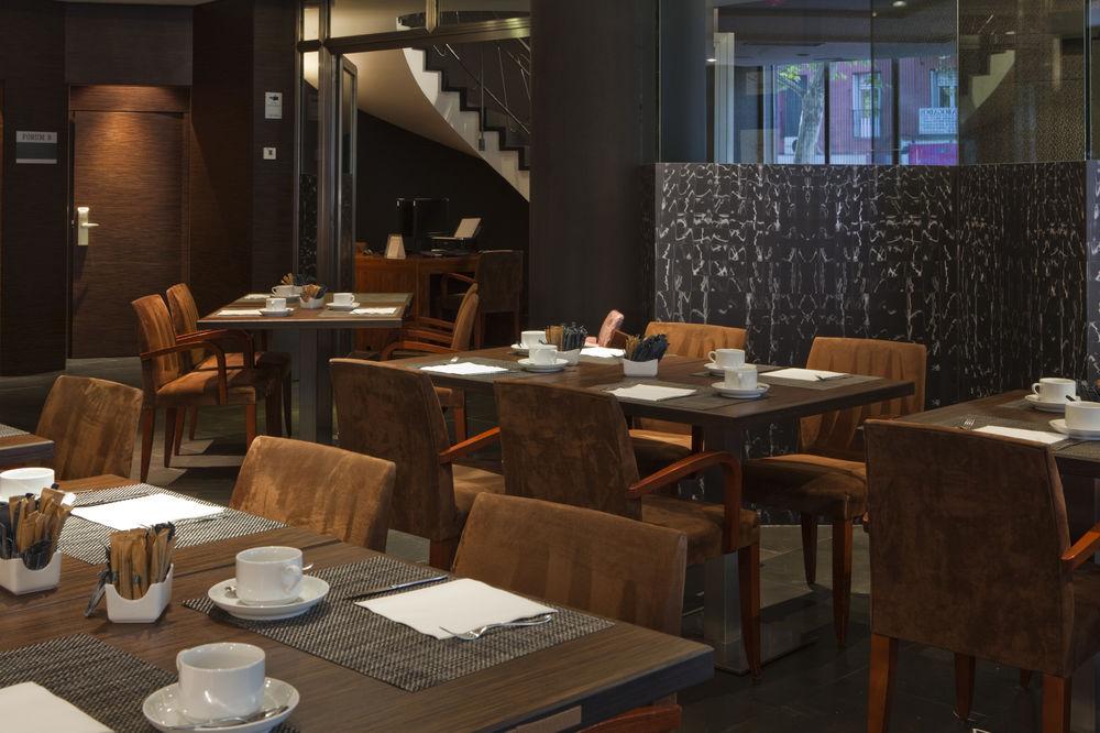 Hotel Ac Carlton 4*