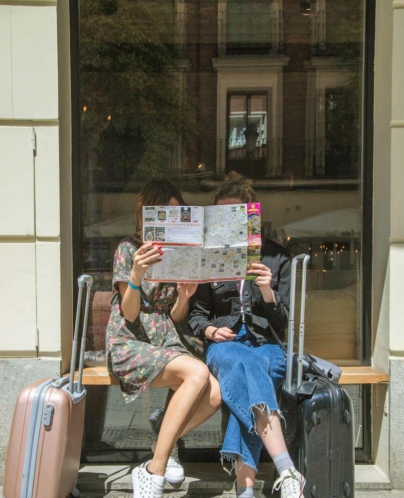 Pensión Sleep'n Atocha - B Corp Certified Madrid