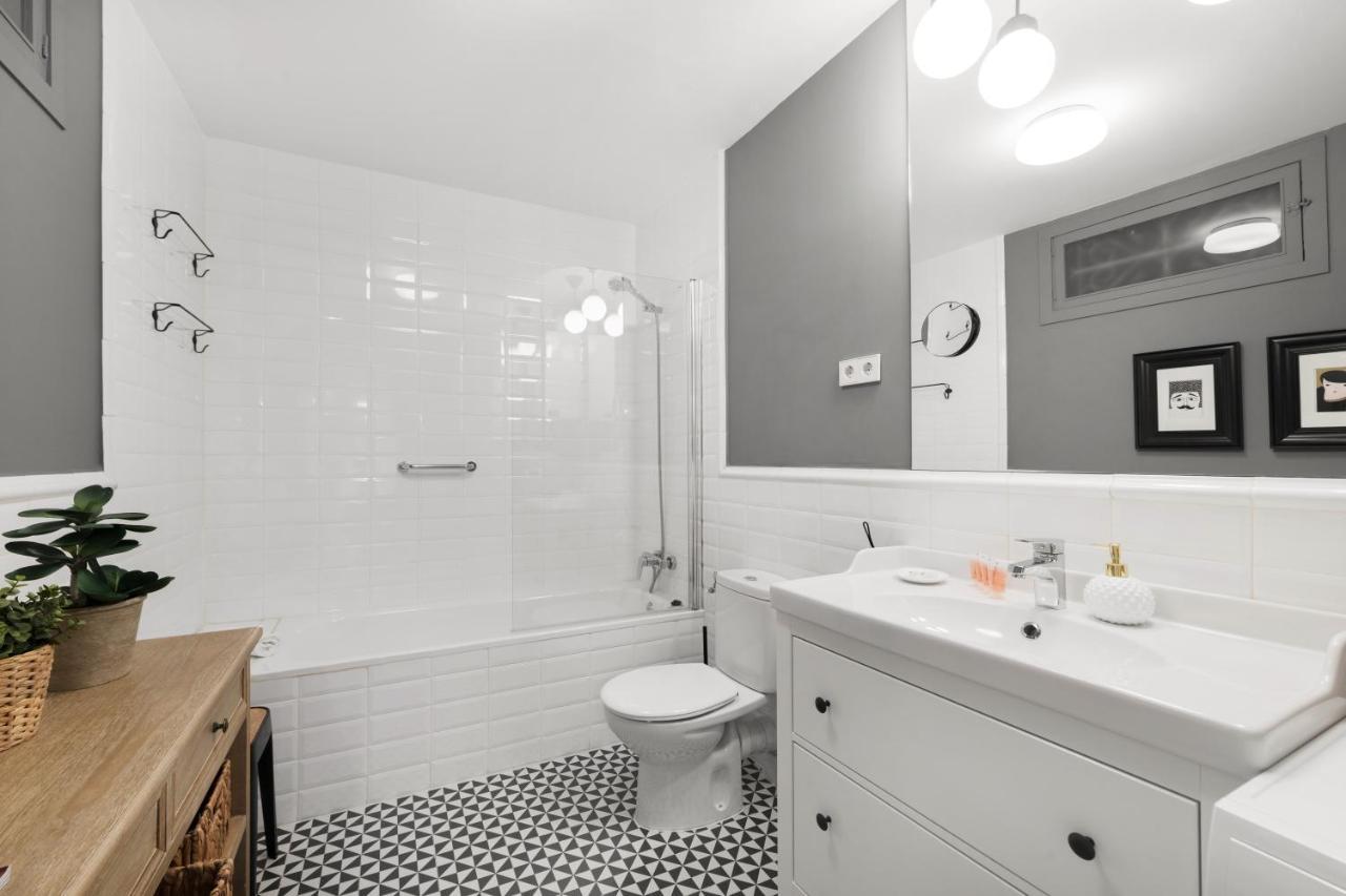 2 Bedrooms 1 Bathroom Furnished - Delicias Atocha - Bright - Mintystay * Madrid