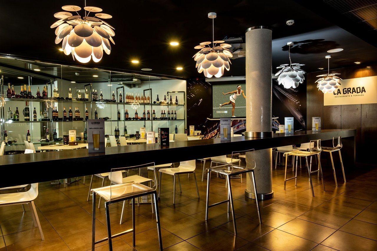 Hotel Tach Airport 4*
