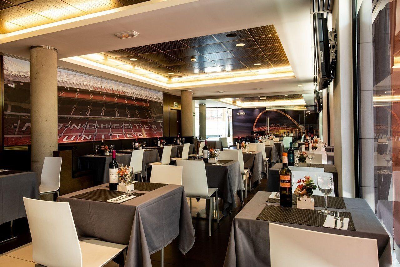Tach Airport Hotel 4*