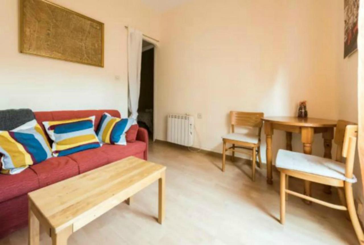 Apartamento Dependencias De Mª De Guzmán
