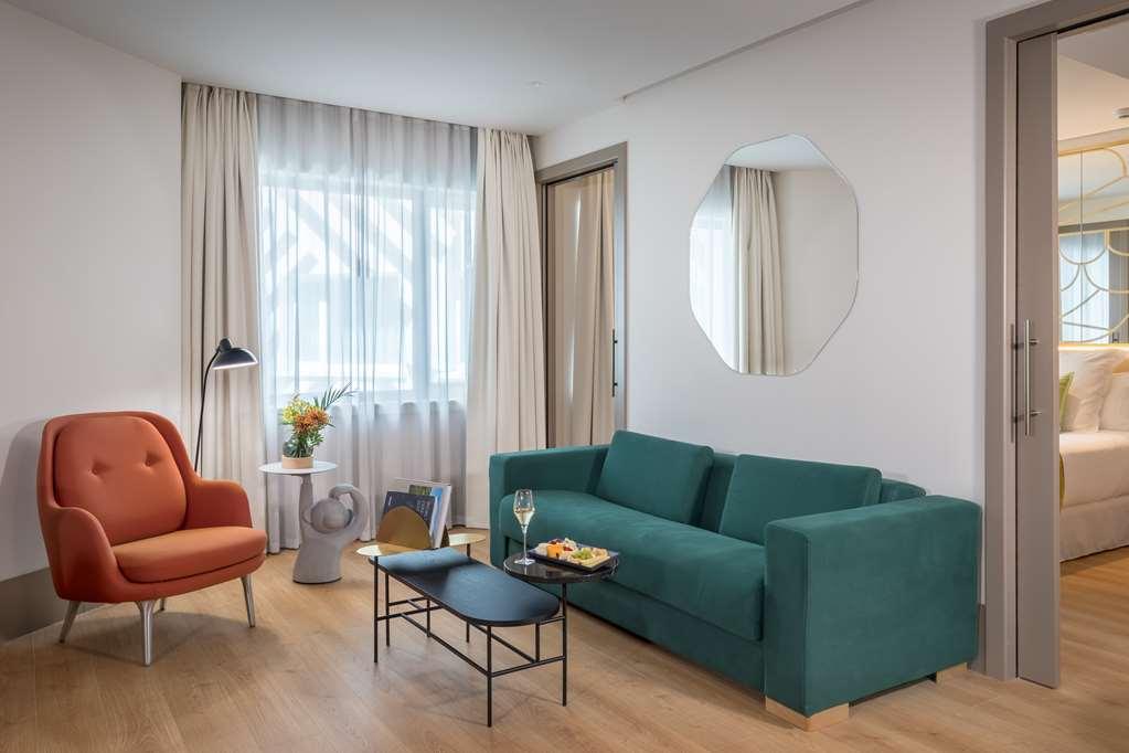 Hotel Barceló Torre De Madrid