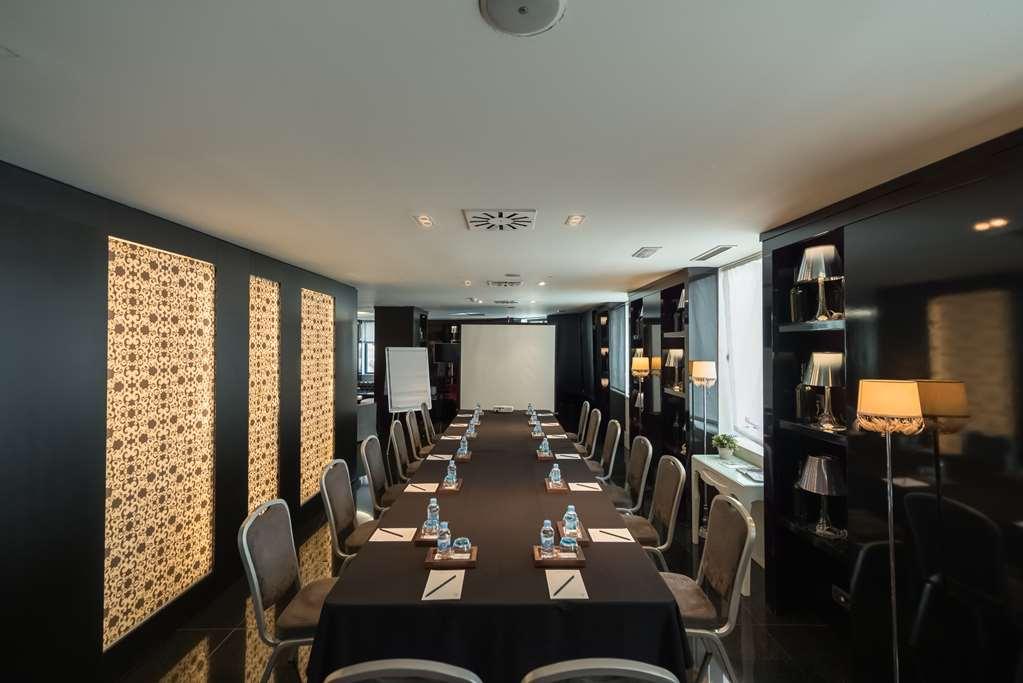 Vincci Via - 66 Hotel 4*