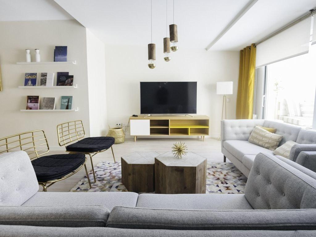 Opera Luxury Penthouse - 4br 3bt *