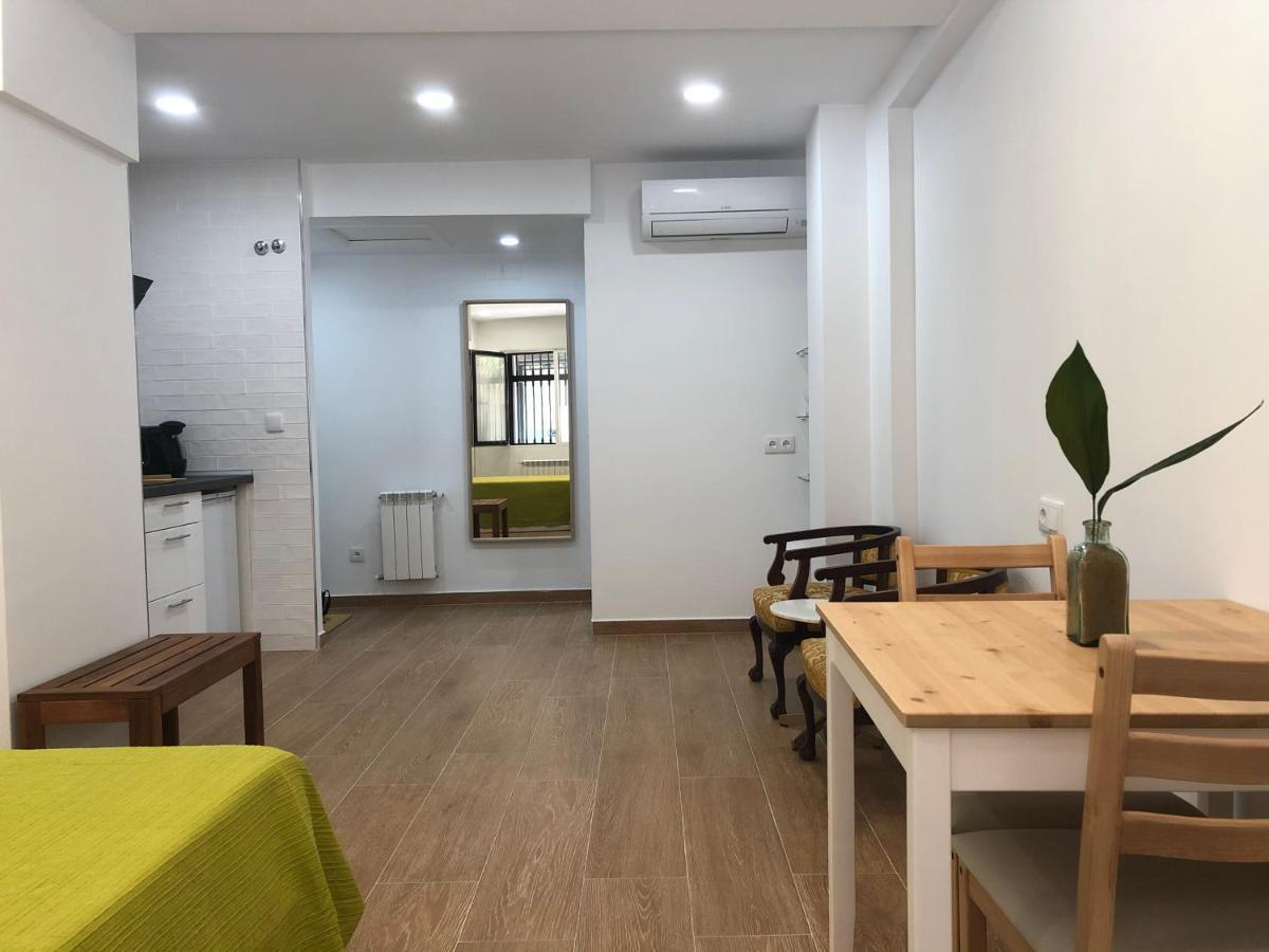 Brand New Studio Centro Historico, La Latina - Plaza Mayor Apartment *