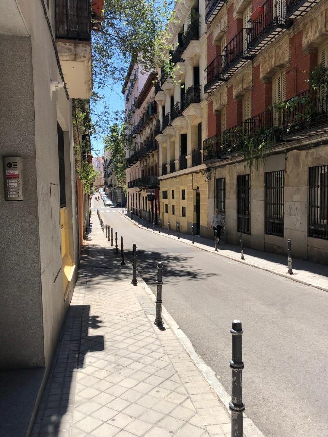 Brand New Studio Centro Historico, La Latina - Plaza Mayor Apartment *