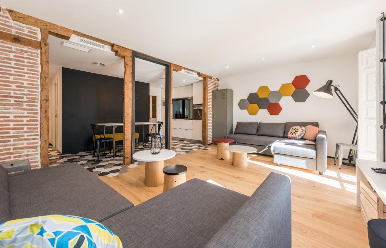 Mit House Tirso En