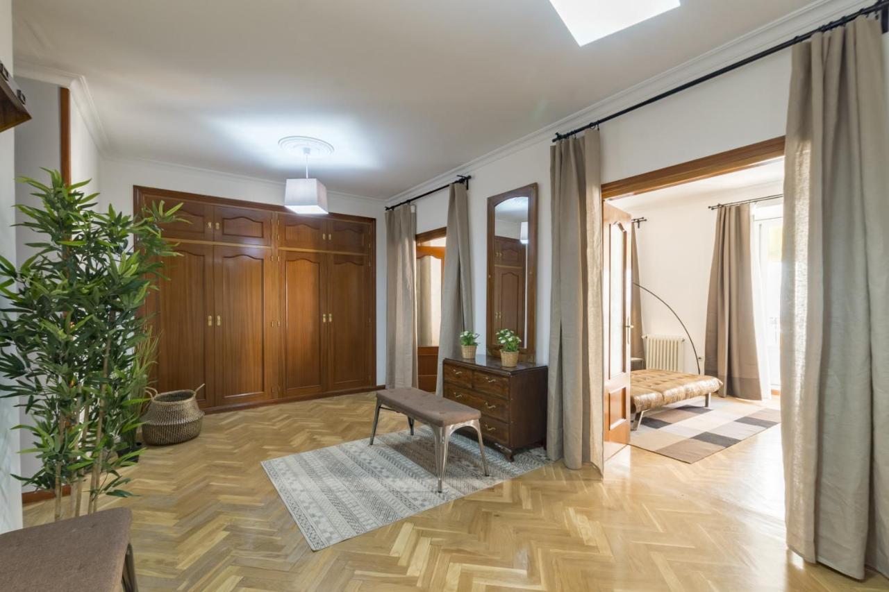 Apartment Mit House Tirso Iii En