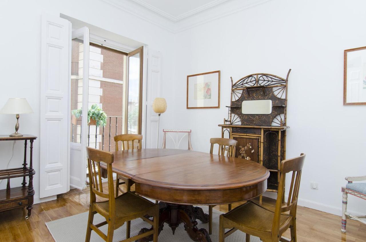 Mit House Paseo Del Prado Ii En Madrid