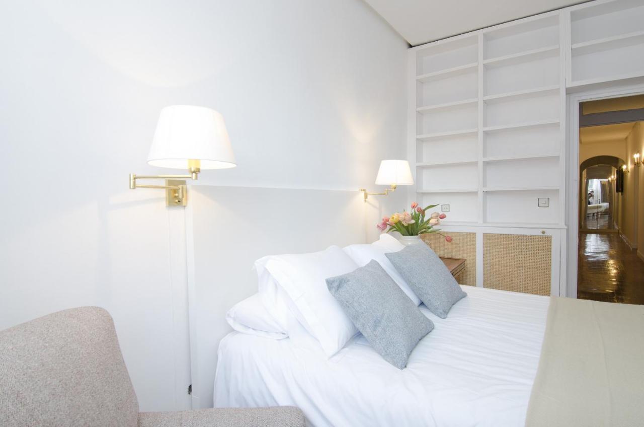 Mit House Paseo Del Prado Ii En * Madrid