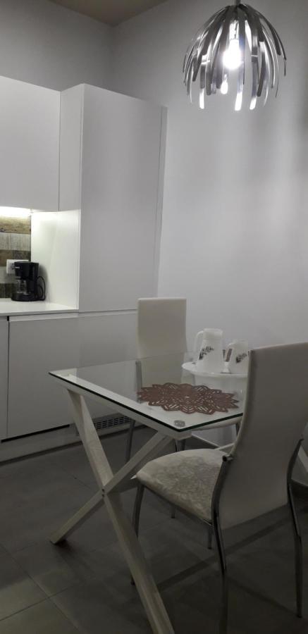 Ciudad De La Paz Apartamento Madrid