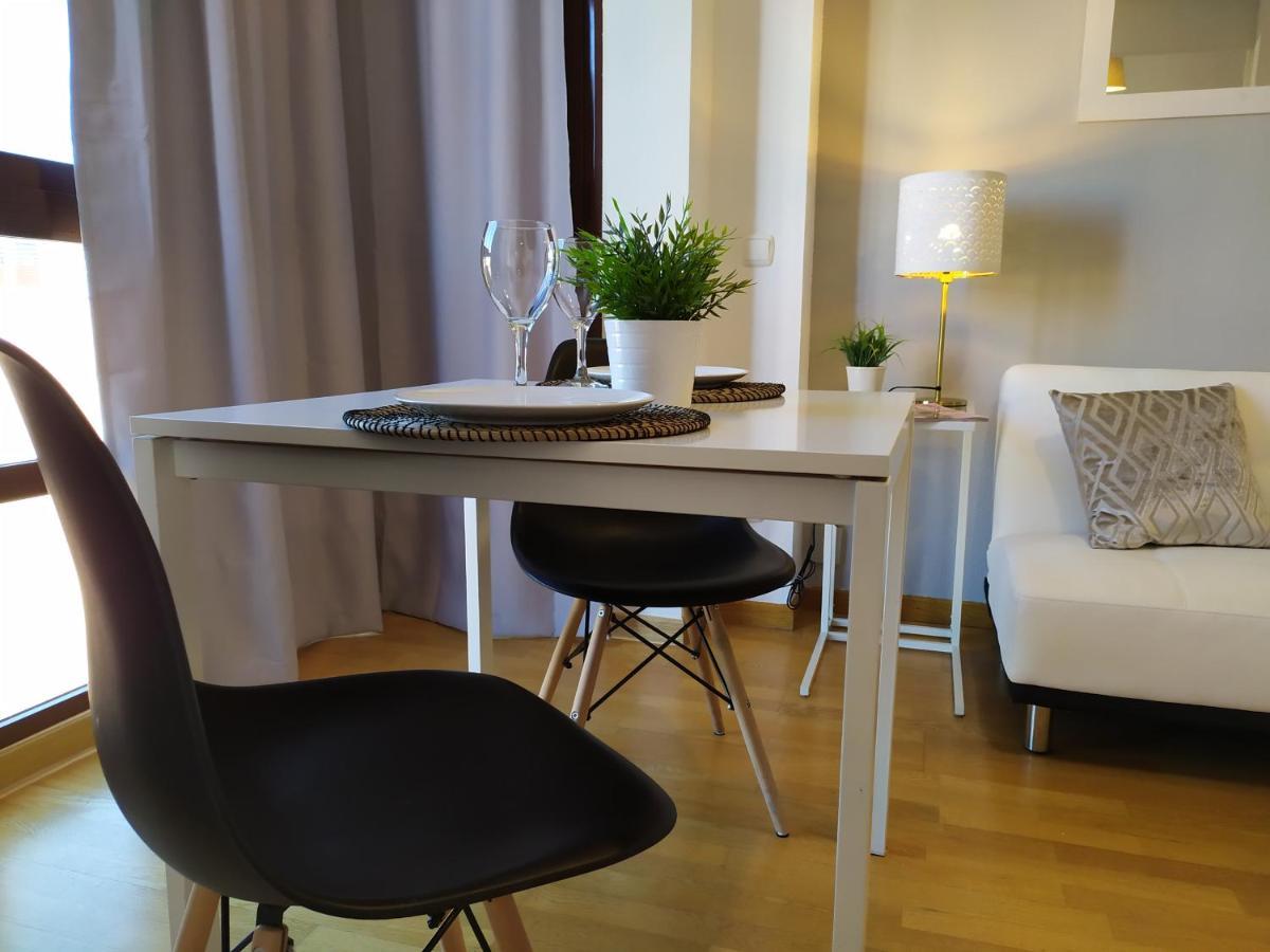 Pirra - Aeropuerto Ifema Apartamento Madrid