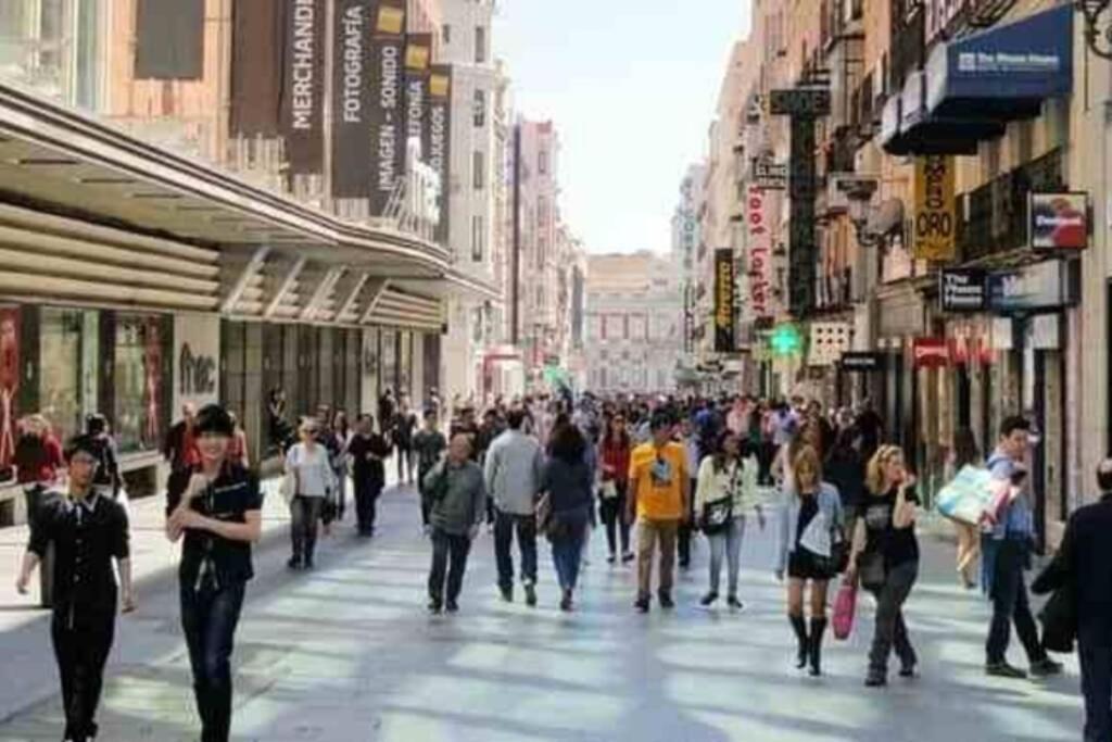Picasso Callao Wifi Free - Temporada Workers & Stud *