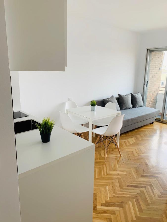 Pisos Con Piscina Barrio Exclusivo-wizinkcenter