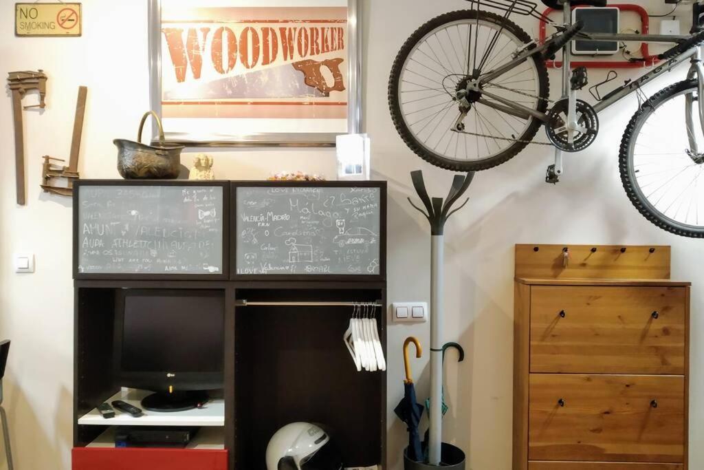Loft Lα αղեíցմα Cαɾթíղեҽɾí́α ժҽ ѵҽղեαs Wifi&free Parking Zone Apartamento Madrid