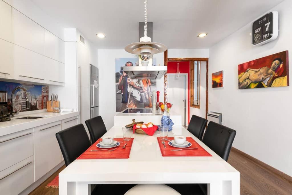 Maravilloso 2h 2b Malasaña - Gran Via Apartamento Madrid