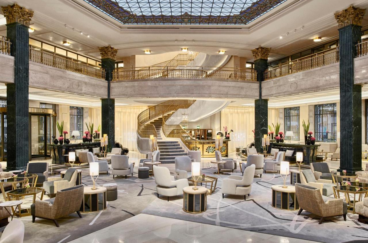 Four Seasons Hotel