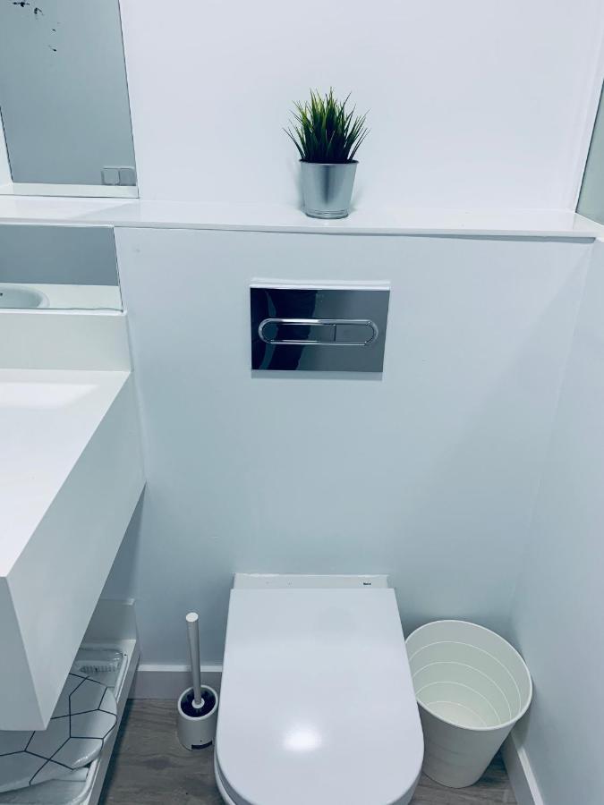Pisos Con Piscina Barrio Exclusivo-wizinkcenter * Madrid