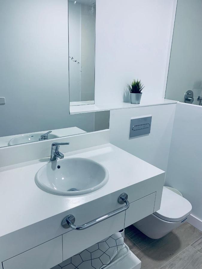 Pisos Con Piscina Barrio Exclusivo-wizinkcenter *