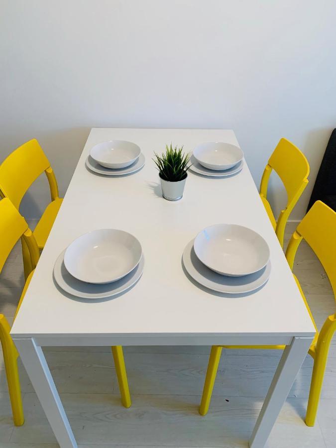 Apartamento Pisos Con Piscina Barrio Exclusivo-wizinkcenter