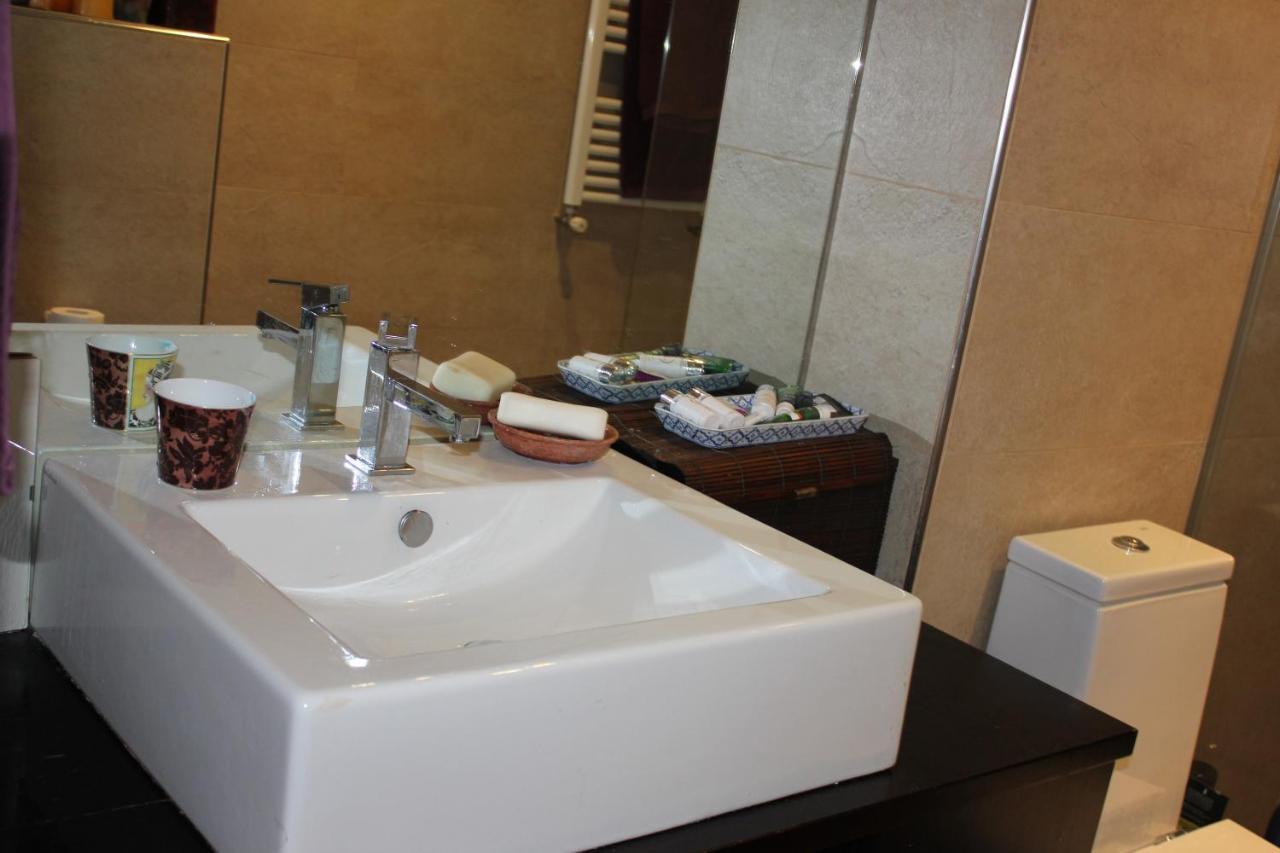 Bernabeu, Precioso Y Alegre Entero Apartamento